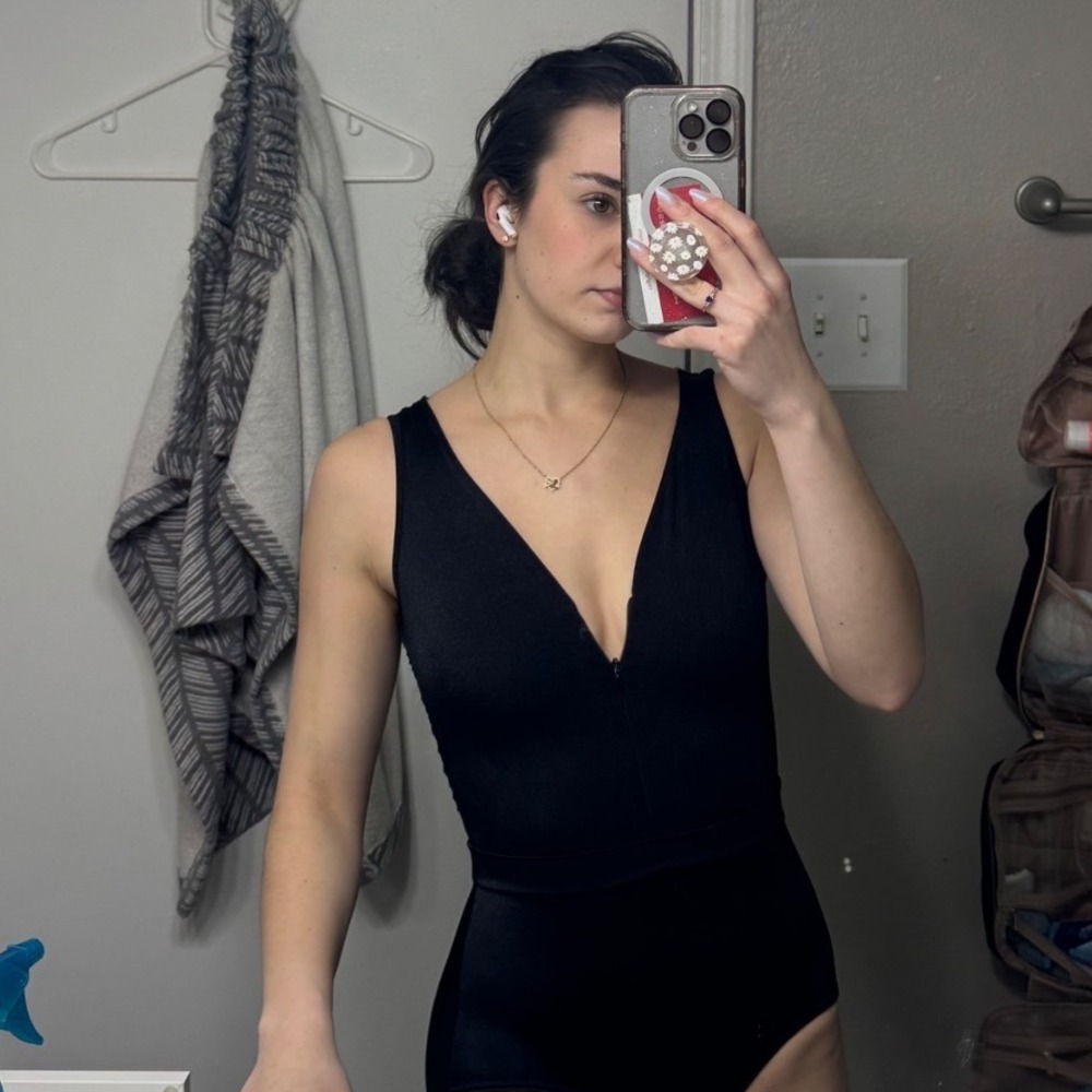 Body Wrappers Premiere Collection Black Lace Back Zip Front Leotard Medium
